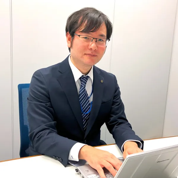 保守サポート担当　矢吹